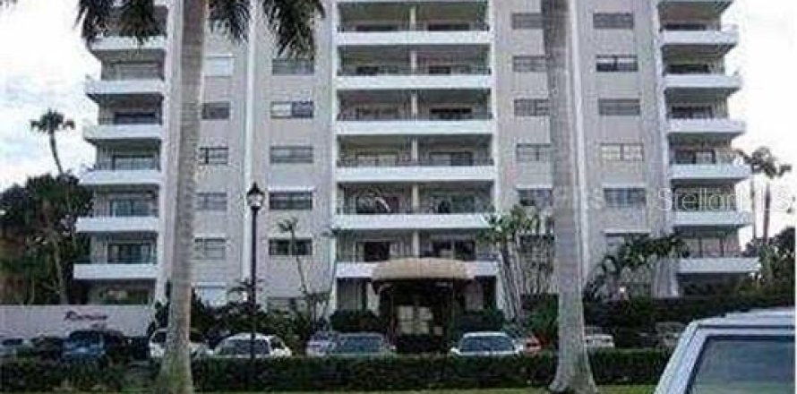 Condo in Bradenton, Florida, 2 bedrooms  № 1379206