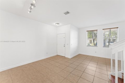 Touwnhouse à vendre à Miramar, Floride: 3 chambres, 134.71 m2 № 1033069 - photo 6