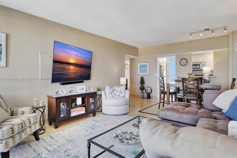 Condo in Fort Lauderdale, Florida, 1 bedroom  № 1209565 - photo 9