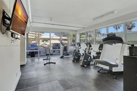 Condominio en venta en Fort Lauderdale, Florida, 1 dormitorio, 74.79 m2 № 1209565 - foto 23