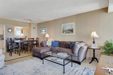 Condo in Fort Lauderdale, Florida, 1 bedroom  № 1209565 - photo 8