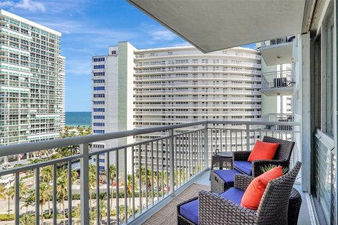 Condo in Fort Lauderdale, Florida, 1 bedroom  № 1209565 - photo 17