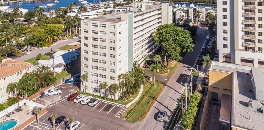 Condominio en Fort Lauderdale, Florida, 1 dormitorio  № 1357154