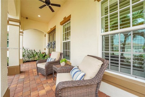 Villa ou maison à vendre à Port St. Lucie, Floride: 3 chambres, 256.22 m2 № 1228043 - photo 6