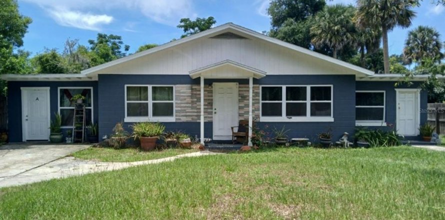 House in DeLand, Florida 4 bedrooms, 181.16 sq.m. № 1218599