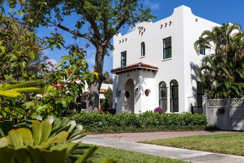 Villa ou maison à vendre à West Palm Beach, Floride: 3 chambres, 244.89 m2 № 1073283 - photo 2