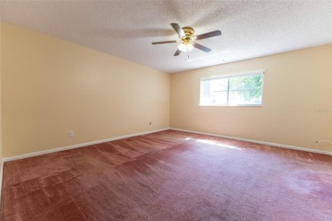 House in Ocala, Florida 2 bedrooms, 154.68 sq.m. № 1392505 - photo 27