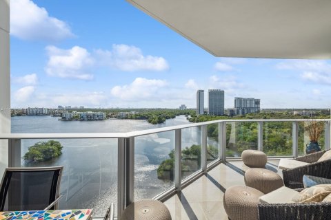 Condo in Aventura, Florida, 2 bedrooms  № 1232955 - photo 10