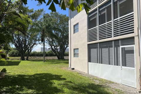 Condominio en venta en Lake Worth, Florida, 2 dormitorios, 100.33 m2 № 1020210 - foto 7