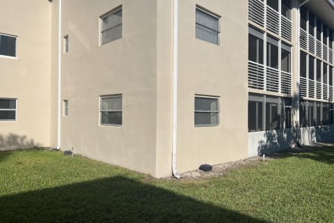 Condominio en venta en Lake Worth, Florida, 2 dormitorios, 100.33 m2 № 1020210 - foto 25