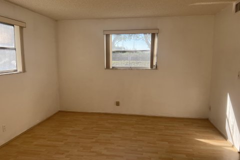 Copropriété à vendre à Lake Worth, Floride: 2 chambres, 100.33 m2 № 1020210 - photo 15