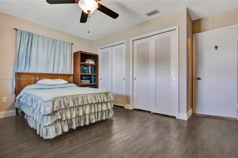 Casa en venta en Tamarac, Florida, 2 dormitorios, 147.44 m2 № 1058072 - foto 16