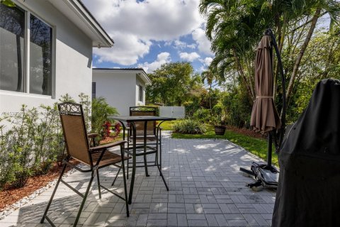 Villa ou maison à vendre à Miami Springs, Floride: 4 chambres № 1040303 - photo 24