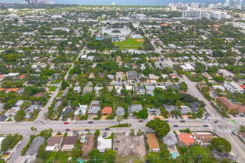 Townhouse in Fort Lauderdale, Florida 4 bedrooms № 1328677 - photo 13