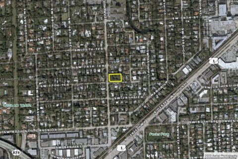 Terreno en venta en South Miami, Florida № 1328257 - foto 10