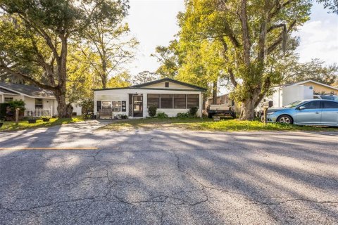 Villa ou maison à vendre à Zephyrhills, Floride: 2 chambres, 71.35 m2 № 1301885 - photo 2