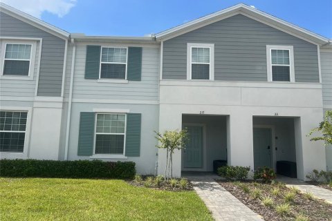 Touwnhouse à vendre à Davenport, Floride: 5 chambres, 212.1 m2 № 1301886 - photo 1