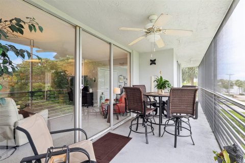 Copropriété à vendre à Pompano Beach, Floride: 3 chambres, 129.13 m2 № 1236340 - photo 22