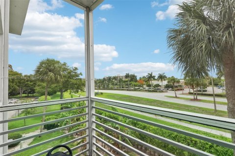 Copropriété à vendre à Pompano Beach, Floride: 3 chambres, 129.13 m2 № 1236340 - photo 24