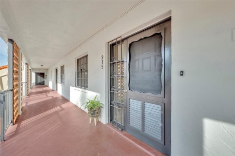 Copropriété à vendre à Winter Park, Floride: 2 chambres, 117.71 m2 № 1380852 - photo 2