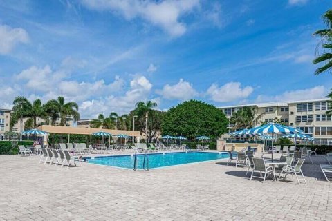 Condo in Boynton Beach, Florida, 2 bedrooms  № 1081357 - photo 30