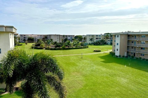 Condo in Boynton Beach, Florida, 2 bedrooms  № 1081357 - photo 10