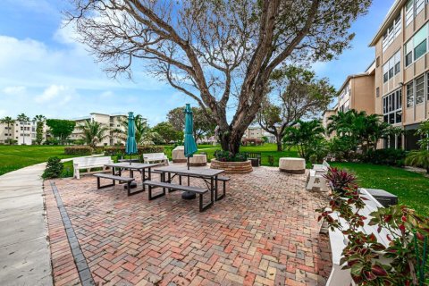 Condo in Boynton Beach, Florida, 2 bedrooms  № 1081357 - photo 8