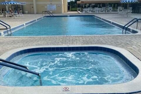 Condominio en venta en Boynton Beach, Florida, 2 dormitorios, 102.47 m2 № 1081357 - foto 4