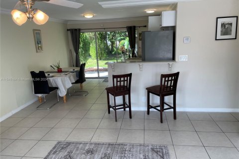 Casa en venta en Tamarac, Florida, 2 dormitorios, 80.27 m2 № 1049159 - foto 19