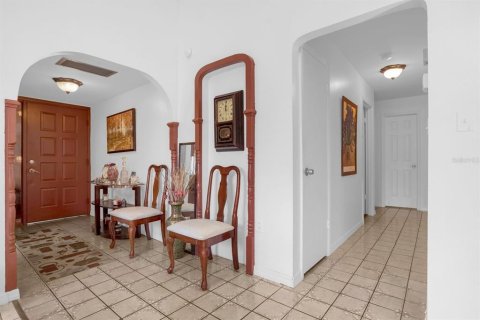 Villa ou maison à vendre à Casselberry, Floride: 3 chambres, 135.54 m2 № 1341825 - photo 4