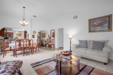 Villa ou maison à vendre à Casselberry, Floride: 3 chambres, 135.54 m2 № 1341825 - photo 13