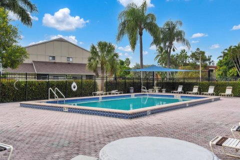 Condo in Fort Myers, Florida, 2 bedrooms  № 1063149 - photo 21