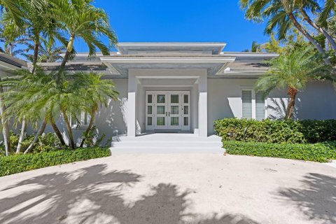 House in Palm Beach, Florida 6 bedrooms, 502.97 sq.m. № 1047746 - photo 17