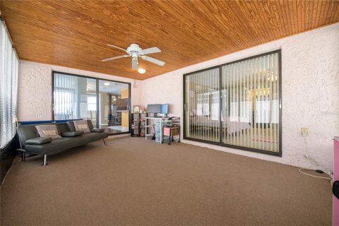 Villa ou maison à vendre à Port Richey, Floride: 2 chambres, 124.49 m2 № 1388383 - photo 25