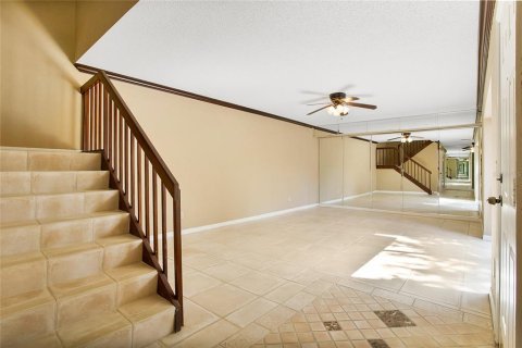 Condominio en venta en Orlando, Florida, 2 dormitorios, 119.38 m2 № 1338161 - foto 2