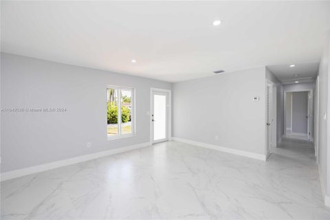 Villa ou maison à vendre à Miami, Floride: 4 chambres, 153.57 m2 № 1328837 - photo 20