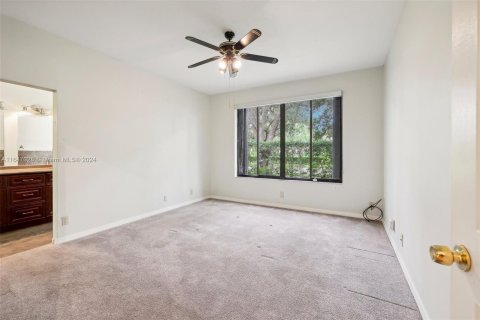 Condo in Plantation, Florida, 3 bedrooms  № 1329600 - photo 14