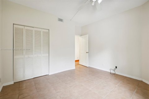 Condo in Plantation, Florida, 3 bedrooms  № 1329600 - photo 22