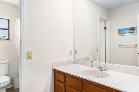 Casa en venta en Tampa, Florida, 4 dormitorios, 220.18 m2 № 1342194 - foto 16