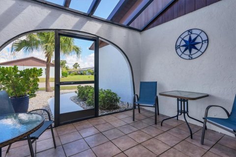 Villa ou maison à vendre à Englewood, Floride: 2 chambres, 114.46 m2 № 1380768 - photo 3