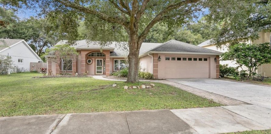 Villa ou maison à DeLand, Floride 3 chambres, 196.12 m2 № 1379381