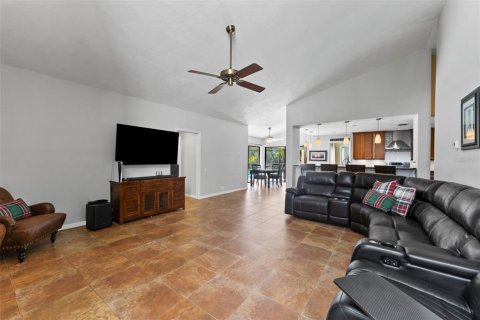 Casa en venta en Odessa, Florida, 4 dormitorios, 255.57 m2 № 1379451 - foto 9