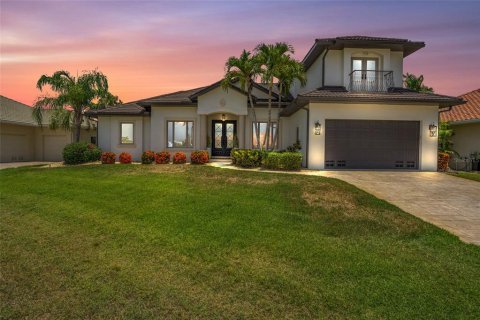 Villa ou maison à vendre à Punta Gorda, Floride: 4 chambres, 248.98 m2 № 1243021 - photo 15