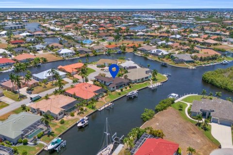 Casa en venta en Punta Gorda, Florida, 4 dormitorios, 248.98 m2 № 1243021 - foto 12