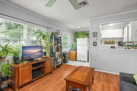 Immobilier commercial à vendre à Orlando, Floride: 2 chambres, 124.12 m2 № 1387552 - photo 2