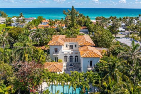 Villa ou maison à vendre à Golden Beach, Floride: 6 chambres, 543.11 m2 № 1043839 - photo 1