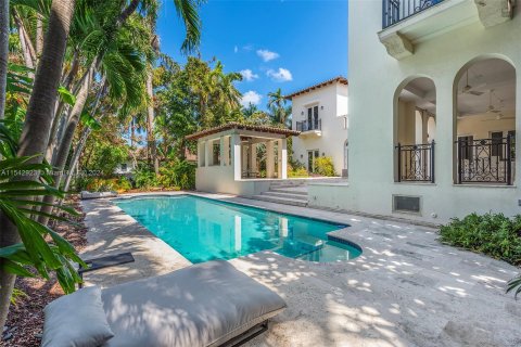 Villa ou maison à vendre à Golden Beach, Floride: 6 chambres, 543.11 m2 № 1043839 - photo 29