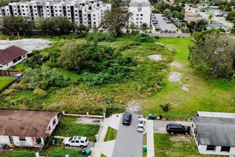 Propiedad comercial en venta en Miami Gardens, Florida № 1292407 - foto 4