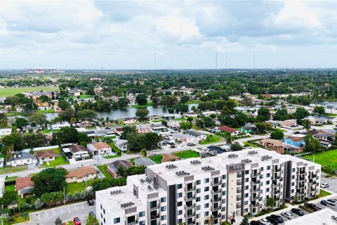 Immobilier commercial à vendre à Miami Gardens, Floride № 1292407 - photo 11