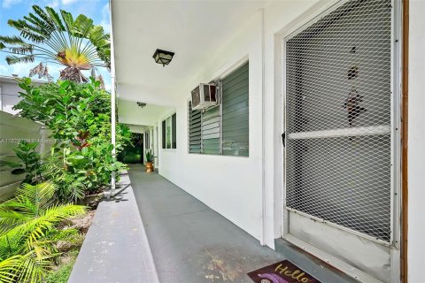 Condominio en venta en Miami Beach, Florida, 1 dormitorio, 54.35 m2 № 1320713 - foto 16